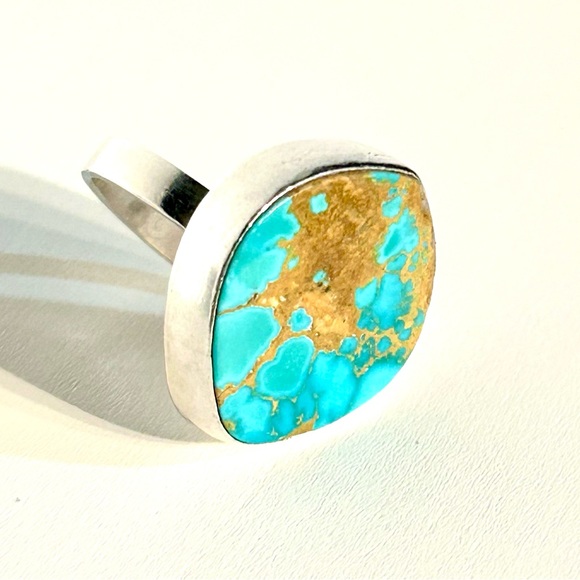 Sterling Silver Handmade Royston Turquoise Ring Size 6 - Picture 3 of 4